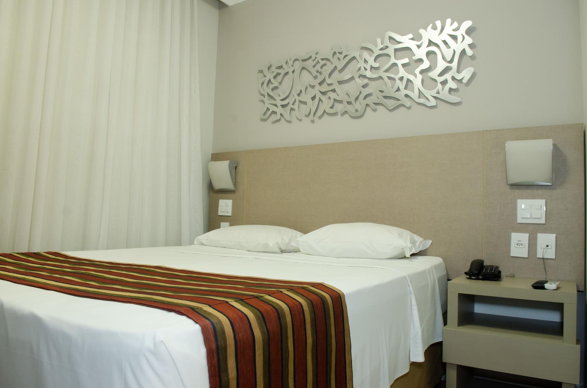 Hotel Beaga Convention Expominas By Mhb เบโลโอรีซอนชี ภายนอก รูปภาพ