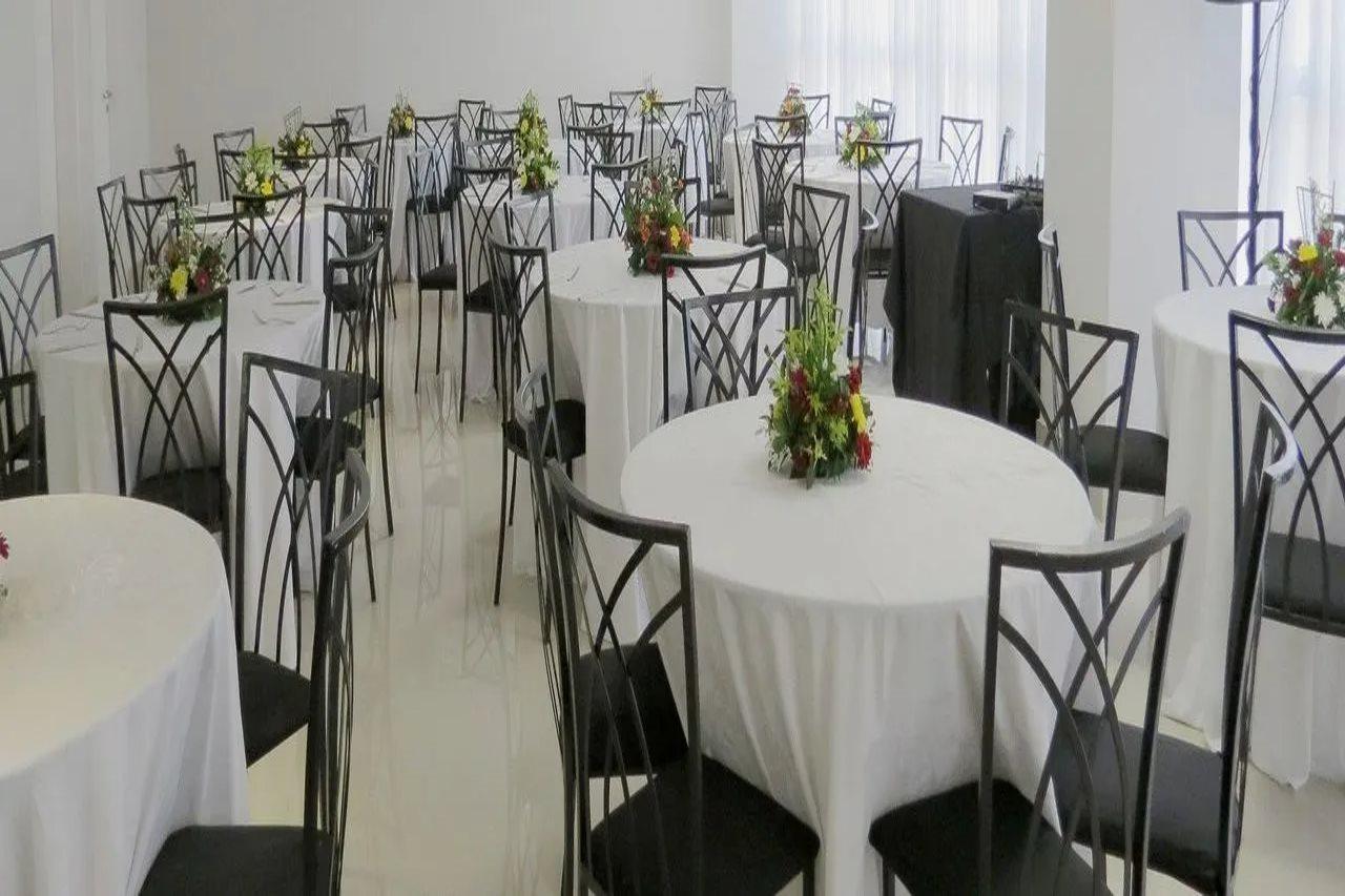 Hotel Beaga Convention Expominas By Mhb เบโลโอรีซอนชี ภายนอก รูปภาพ